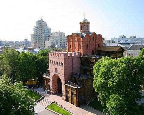 Apartments Near The Golden Gate Kyiv Exterior photo